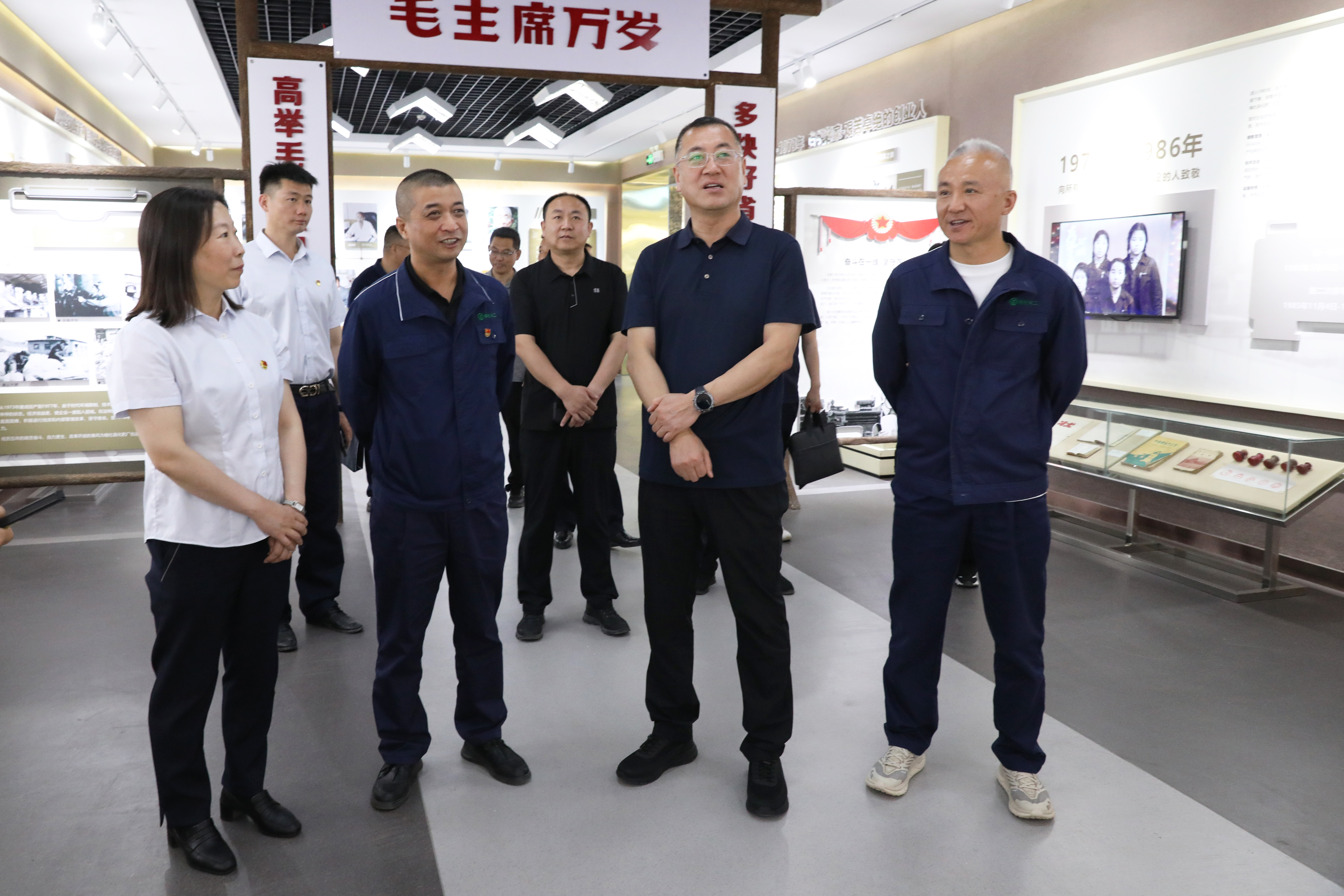 周永東蒞臨公司調研指導工作